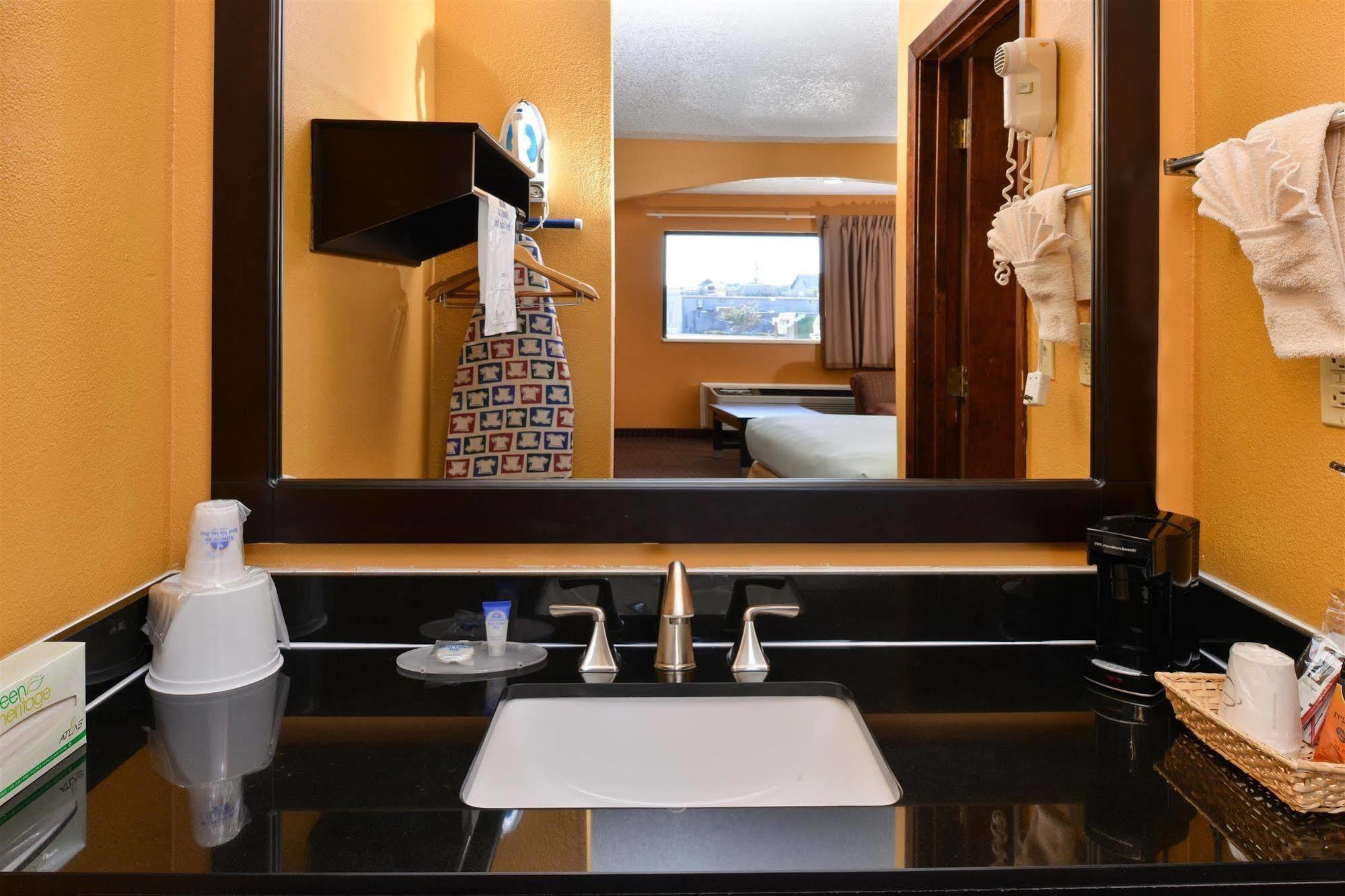 Americas Best Value Inn Byram Kültér fotó