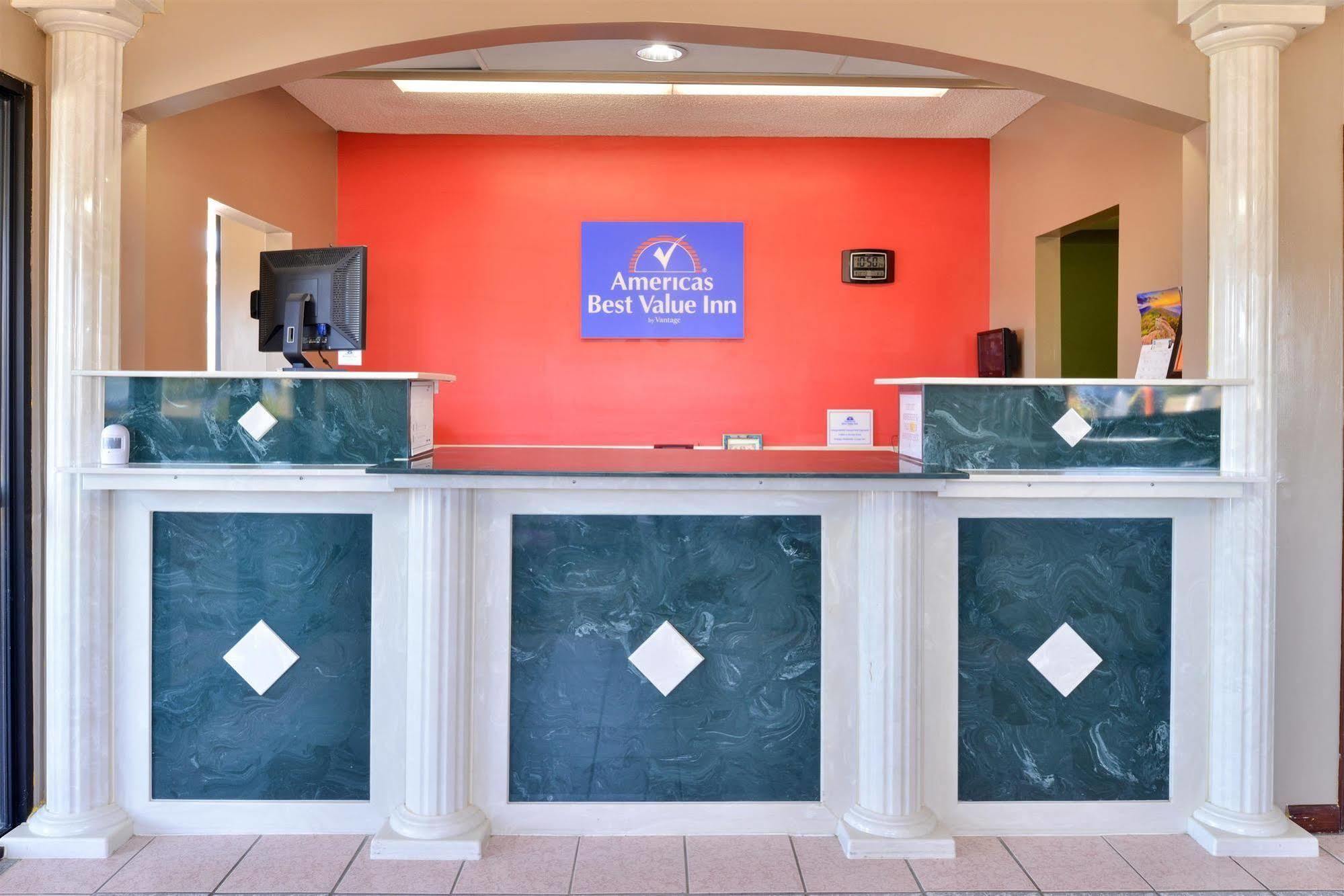 Americas Best Value Inn Byram Kültér fotó